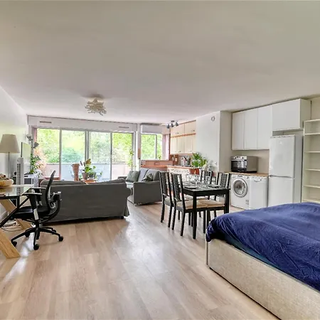 Grand Studio-loft Dans Le Jardin Du Luxembourg Avec Parking By Weekome Apartment Paris
