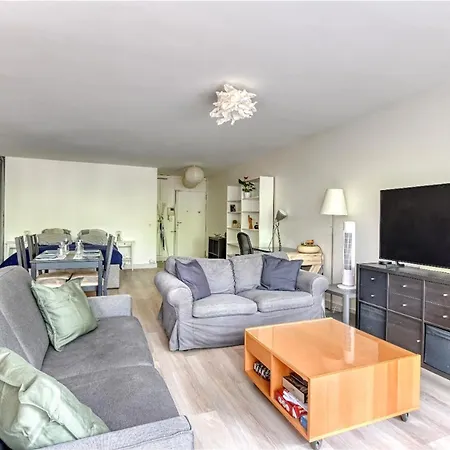 Grand Studio-loft Dans Le Jardin Du Luxembourg Avec Parking By Weekome * Paris