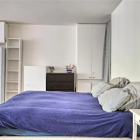 Apartment Grand Studio-loft Dans Le Jardin Du Luxembourg Avec Parking By Weekome