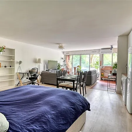 Grand Studio-loft Dans Le Jardin Du Luxembourg Avec Parking By Weekome Apartment Paris