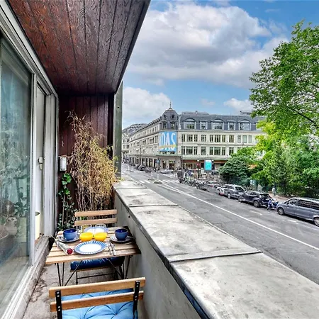 Grand Studio-loft Dans Le Jardin Du Luxembourg Avec Parking By Weekome Apartment