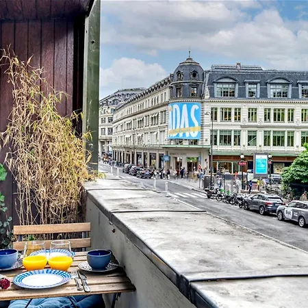 Grand Studio-loft Dans Le Jardin Du Luxembourg Avec Parking By Weekome * Paris